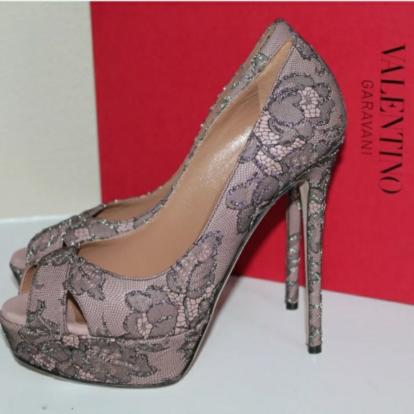 Valentino Rose Lace Platform Peep Toe Pumps - Picture 3 of 8